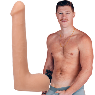 Oliver Flynn - Realistic ULTRASKYN Dildo - 10 / 25 cm - Vanilla